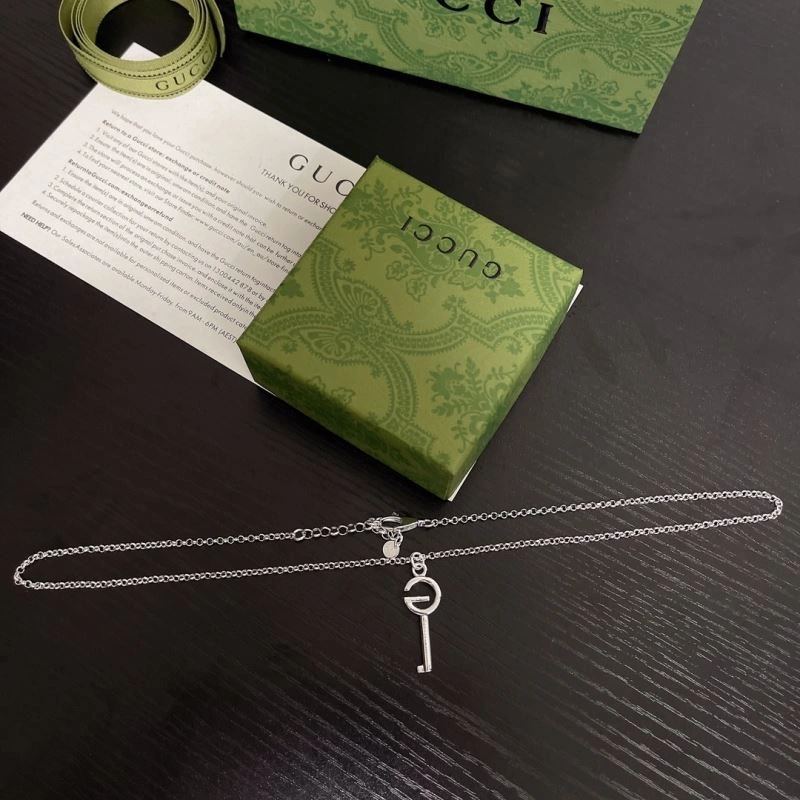 Stylish Gxccx Necklaces 306374