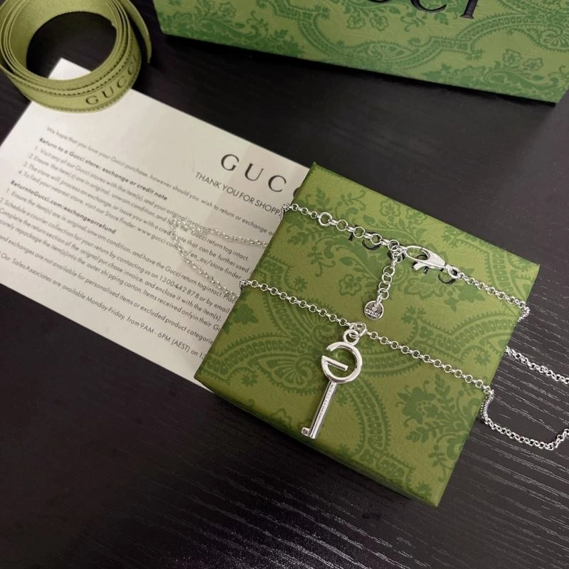 Stylish Gxccx Necklaces 306374