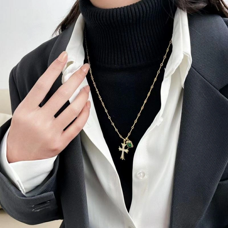 Chrxmx Hxxrts Necklaces Refined 300776