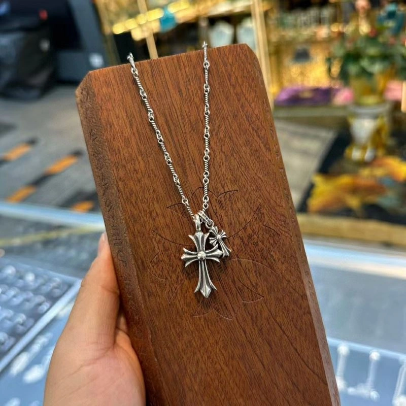 Chrxmx Hxxrts Necklaces Refined 300776