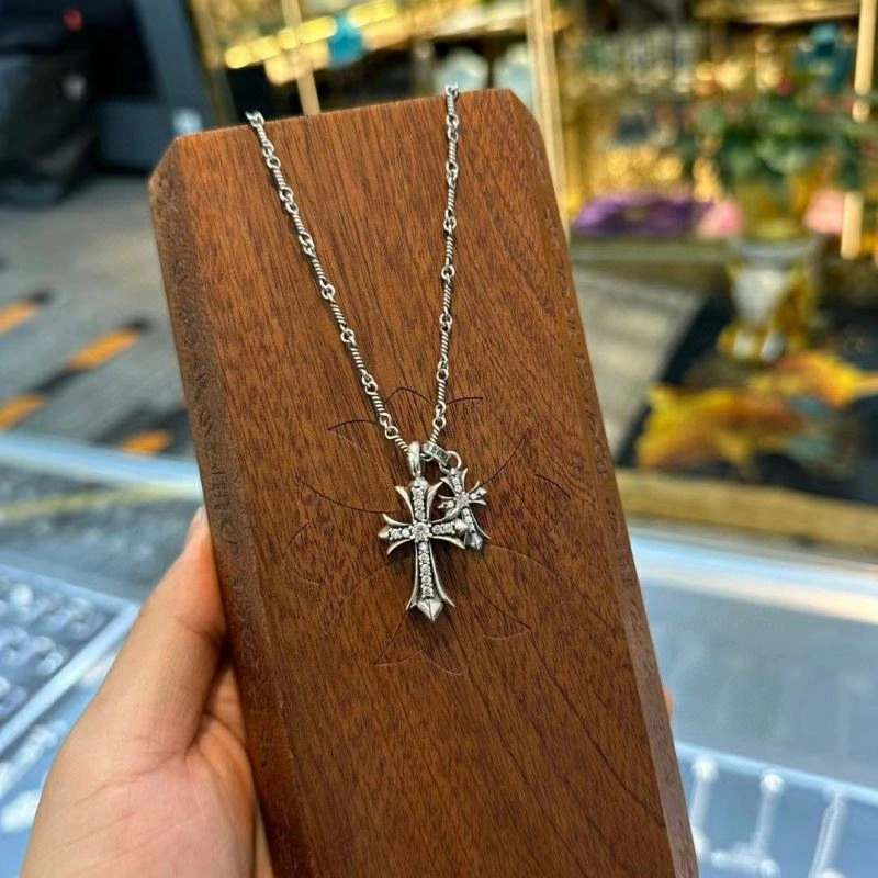 Chrxmx Hxxrts Necklaces Refined 300776
