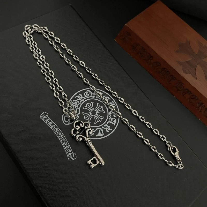 ModernLook Chrxmx Hxxrts Necklaces 300769