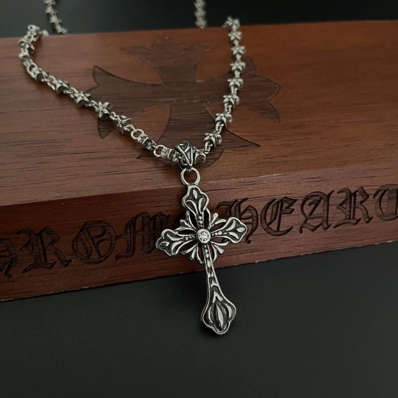 HighQuality Chrxmx Hxxrts Necklaces 300777