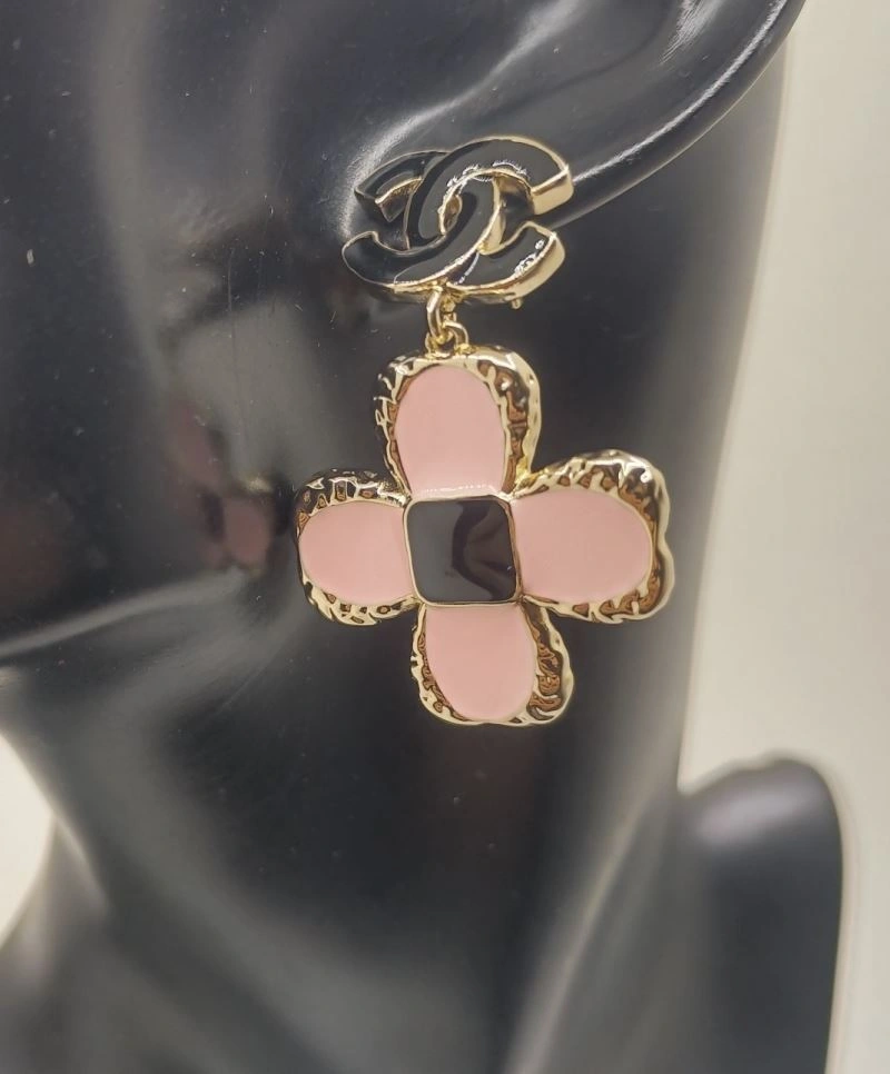 Stylish Chxnxl Earrings 291413