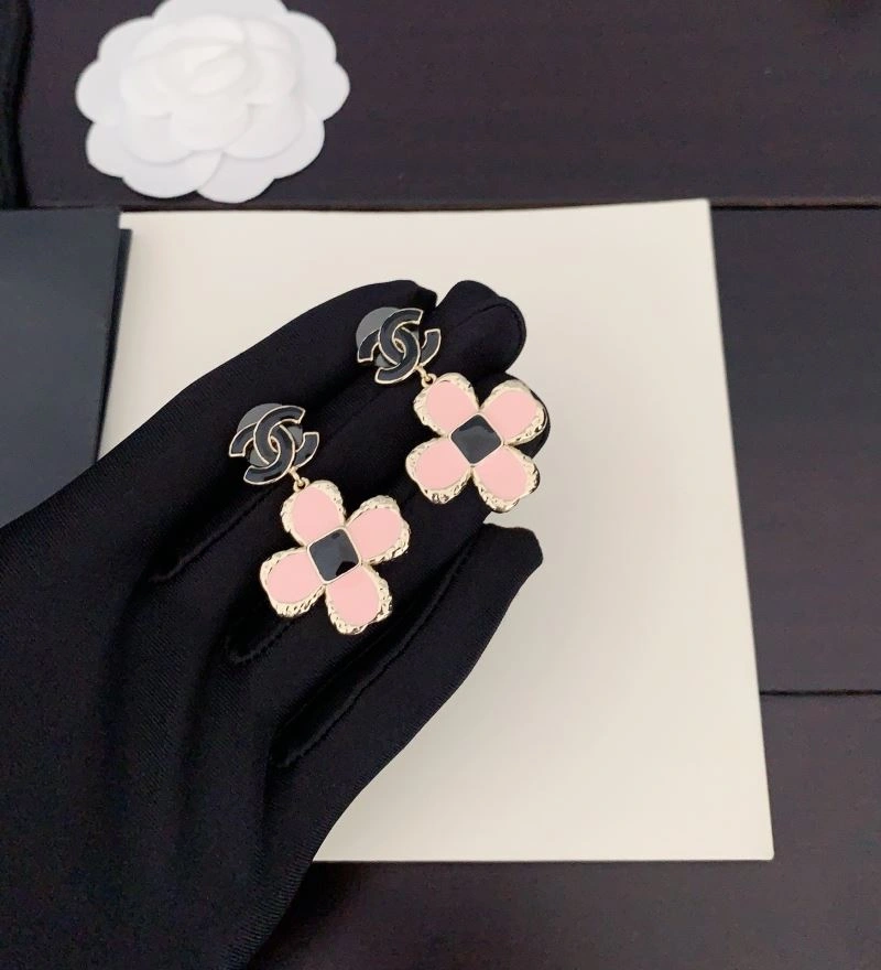 Stylish Chxnxl Earrings 291413