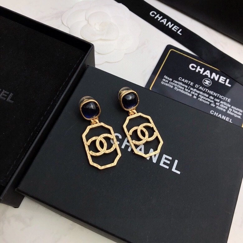 HighQuality Chxnxl Brooches 292592