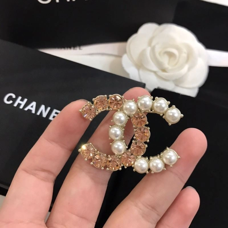 SportInspired Chxnxl Brooches 292590