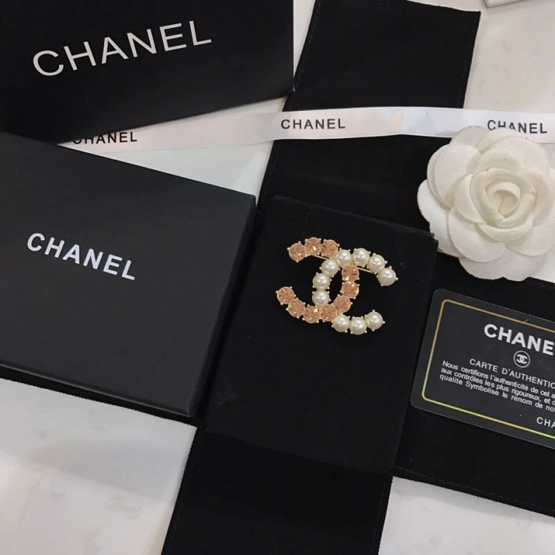 SportInspired Chxnxl Brooches 292590