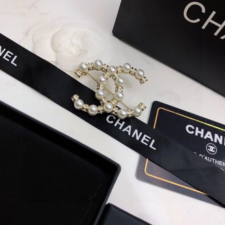 Bright Chxnxl Brooches 292586