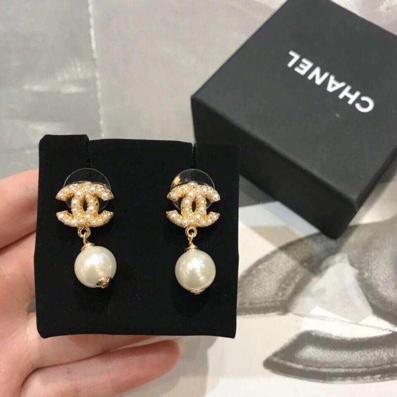 Compact Chxnxl Earrings 291412