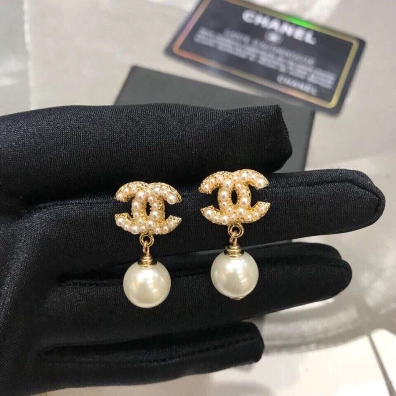 Compact Chxnxl Earrings 291412