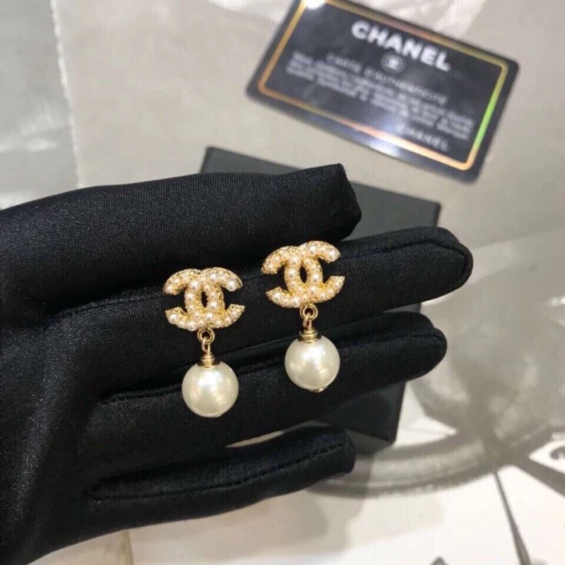 Compact Chxnxl Earrings 291412