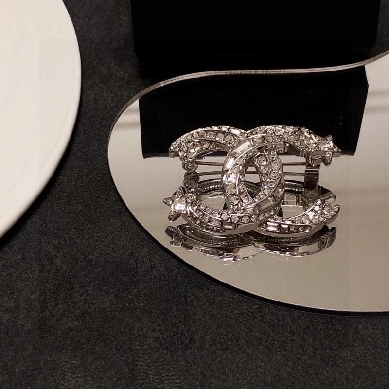 Chxnxl Brooches Timeless 292572
