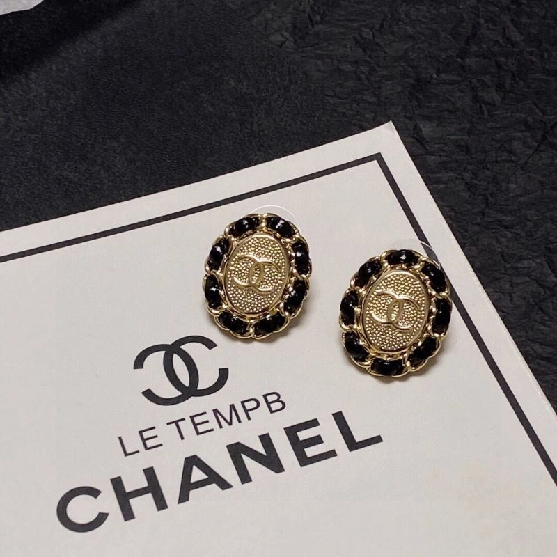 Stylish Chxnxl Earrings 291399