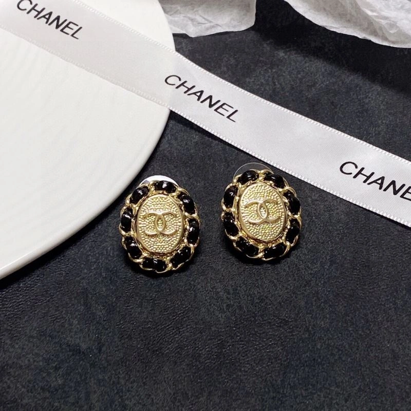 Stylish Chxnxl Earrings 291399