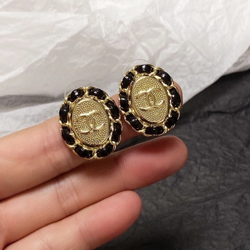 Stylish Chxnxl Earrings 291399