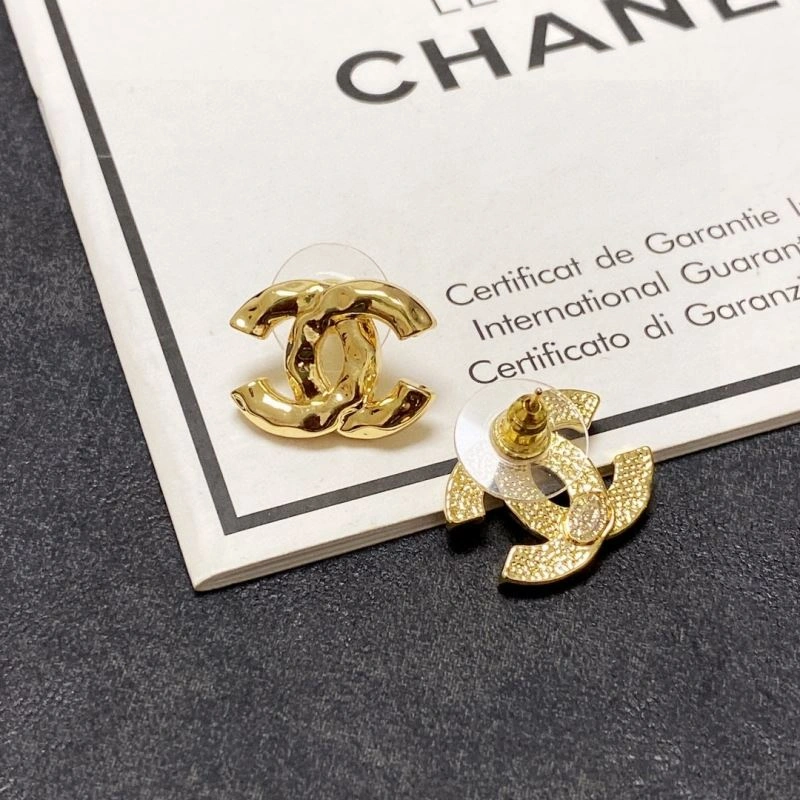 Stylish Chxnxl Earrings 291398