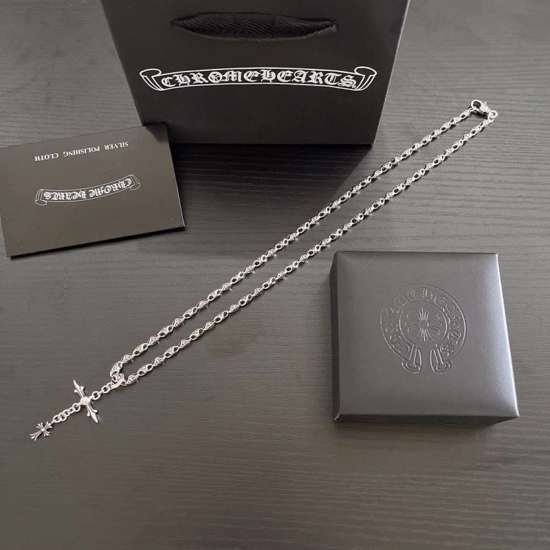 StreetReady Chrxmx Hxxrts Necklaces 300748