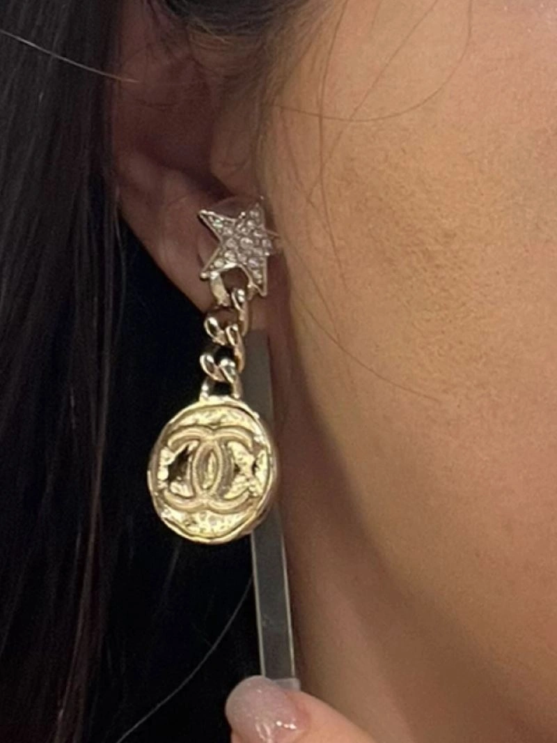 Breathable Chxnxl Earrings 291403