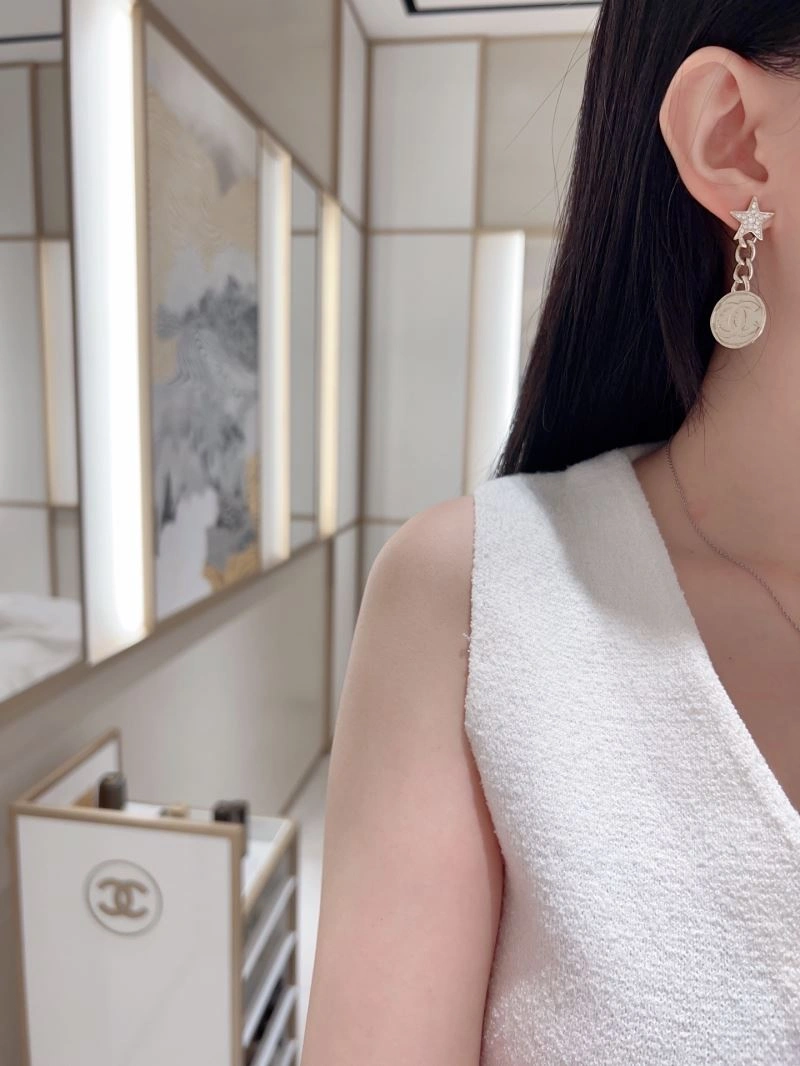 Breathable Chxnxl Earrings 291403