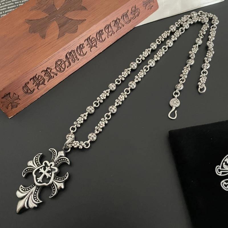 Sophisticated Chrxmx Hxxrts Necklaces 300747