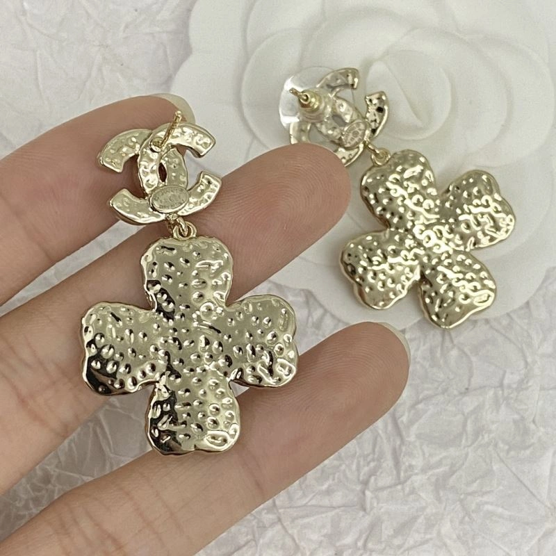 Comfortable Chxnxl Earrings 291391