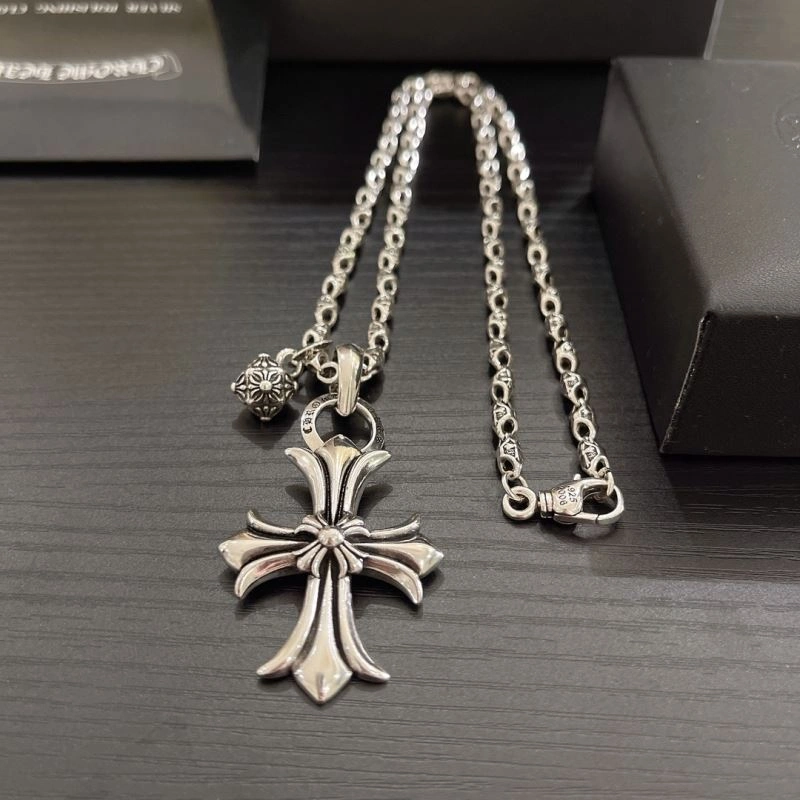 Chrxmx Hxxrts Necklaces Durable 300734