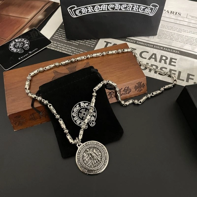 Chrxmx Hxxrts Necklaces Durable 300732