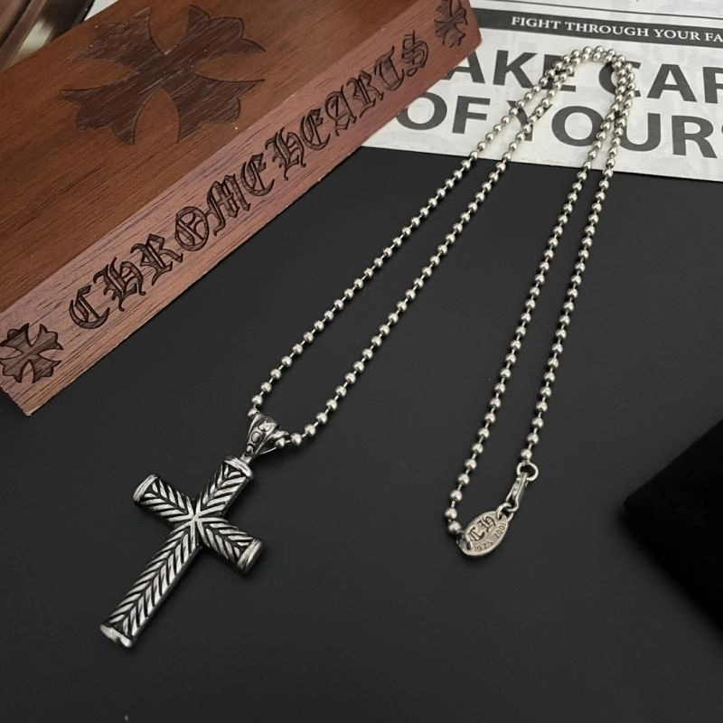 Chrxmx Hxxrts Necklaces DailyWear 300728