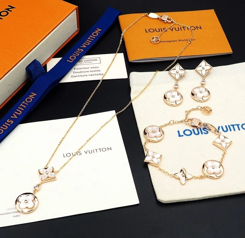 LX Earrings Efficient 311634