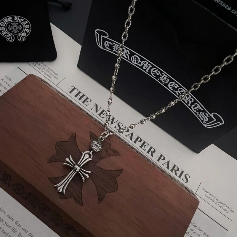 Chrxmx Hxxrts Necklaces Breathable 300723