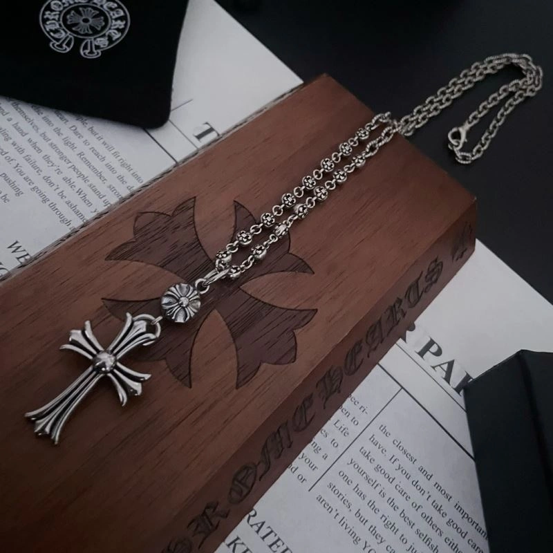 Chrxmx Hxxrts Necklaces Breathable 300723