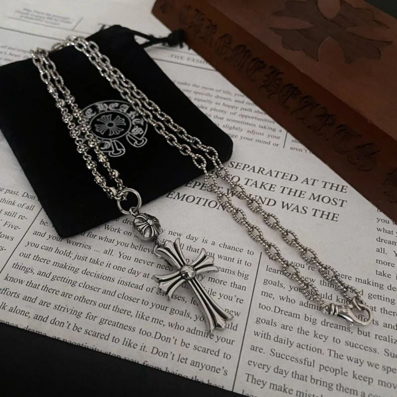 Chrxmx Hxxrts Necklaces Breathable 300723