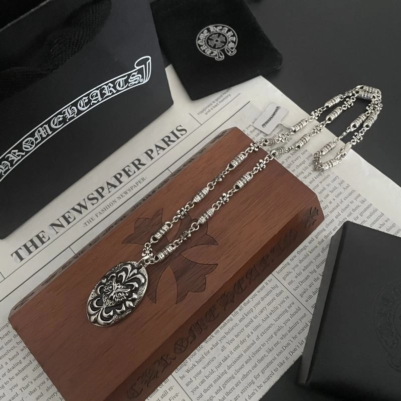 Minimalist Chrxmx Hxxrts Necklaces 300721