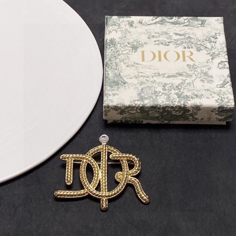 Christian Dxxr Brooches GoodFit 293659