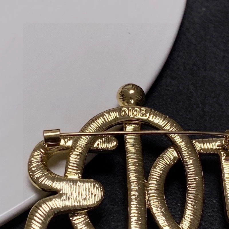 Christian Dxxr Brooches GoodFit 293659