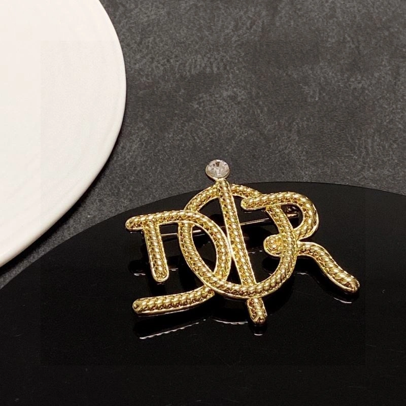 Christian Dxxr Brooches GoodFit 293659