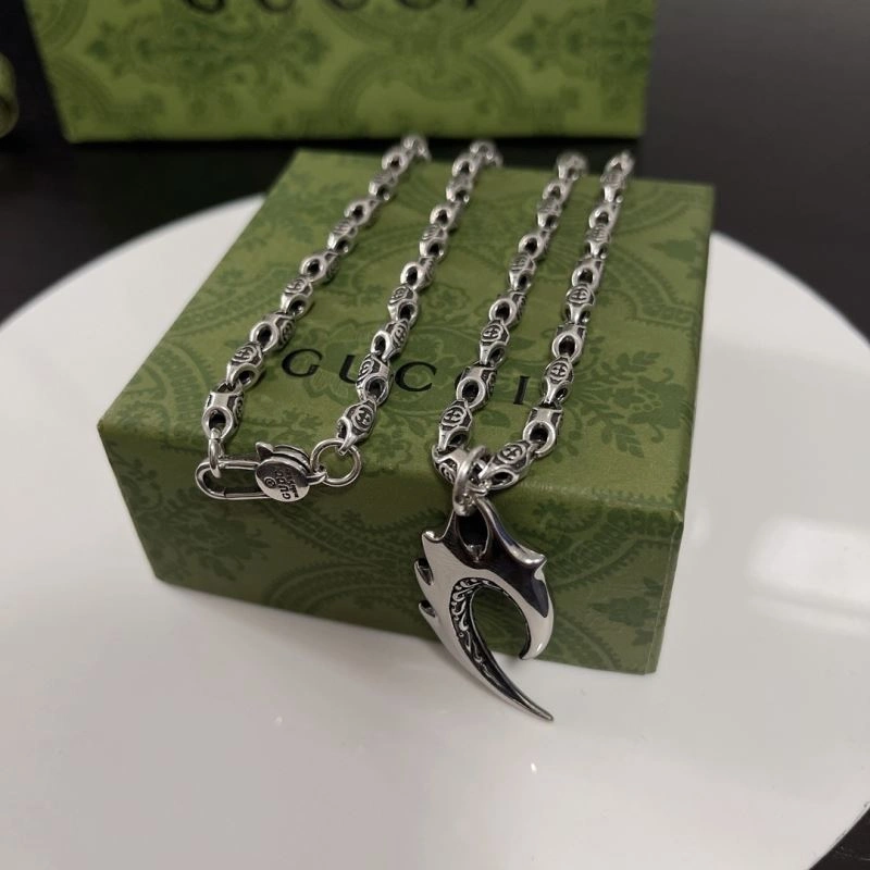 Efficient Gxccx Necklaces 306322