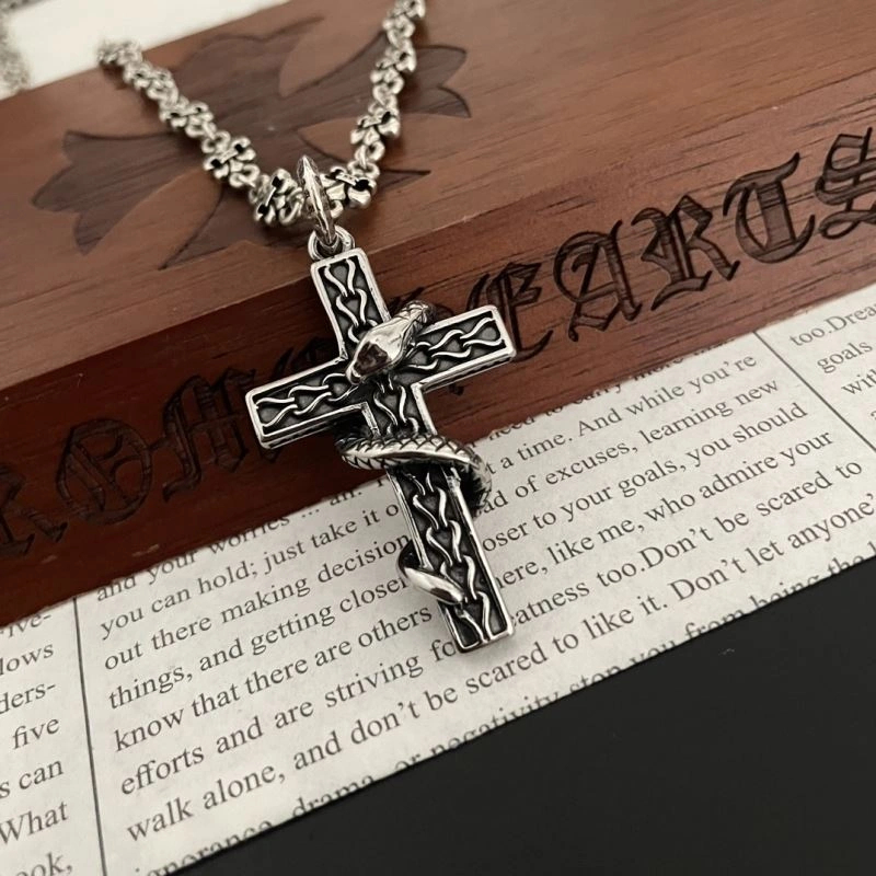 Chrxmx Hxxrts Necklaces Affordable 300709