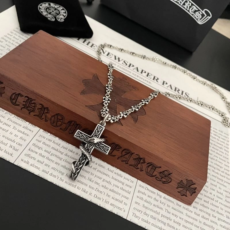 Chrxmx Hxxrts Necklaces Affordable 300709