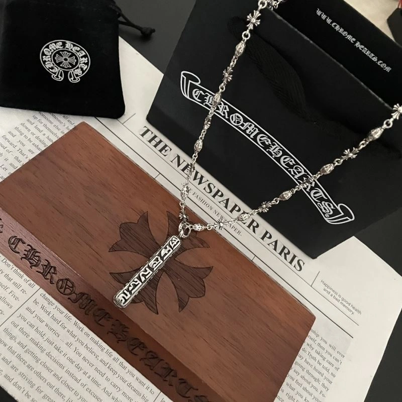 Chrxmx Hxxrts Necklaces Trendy 300713