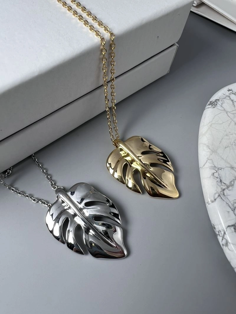 Cxlxne Necklaces Lightweight 283776