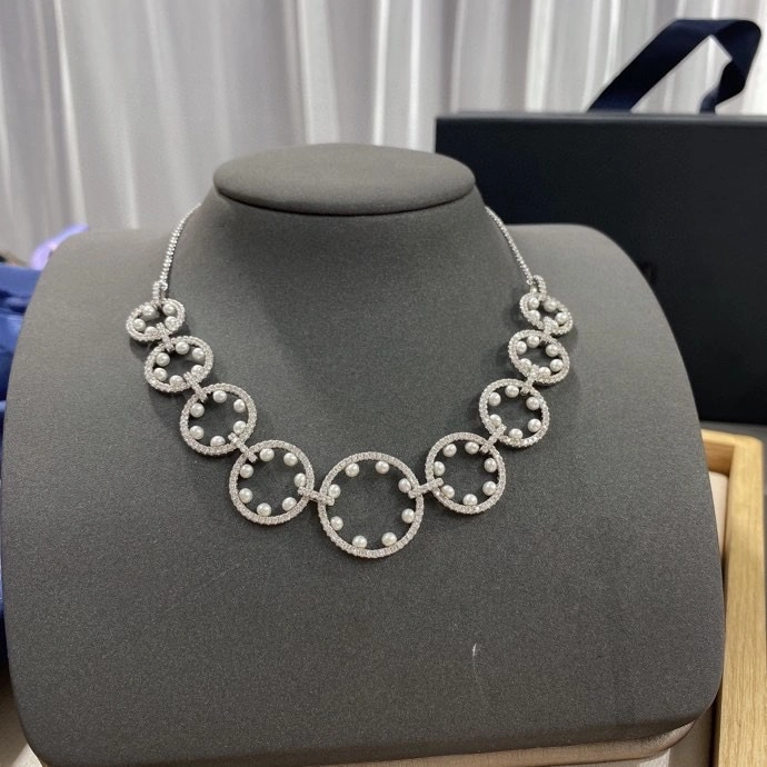 Axm Necklaces Sophisticated 282137
