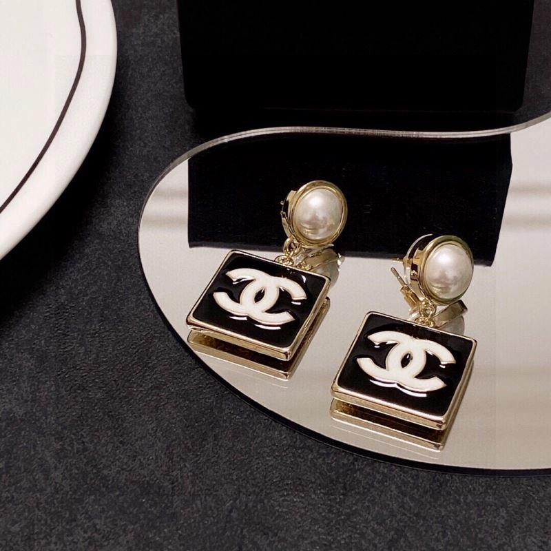 Chxnxl Earrings Modern 291300