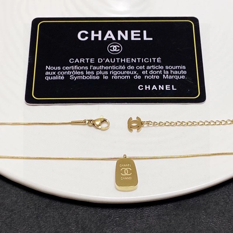 Resilient Chxnxl Brooches 292558