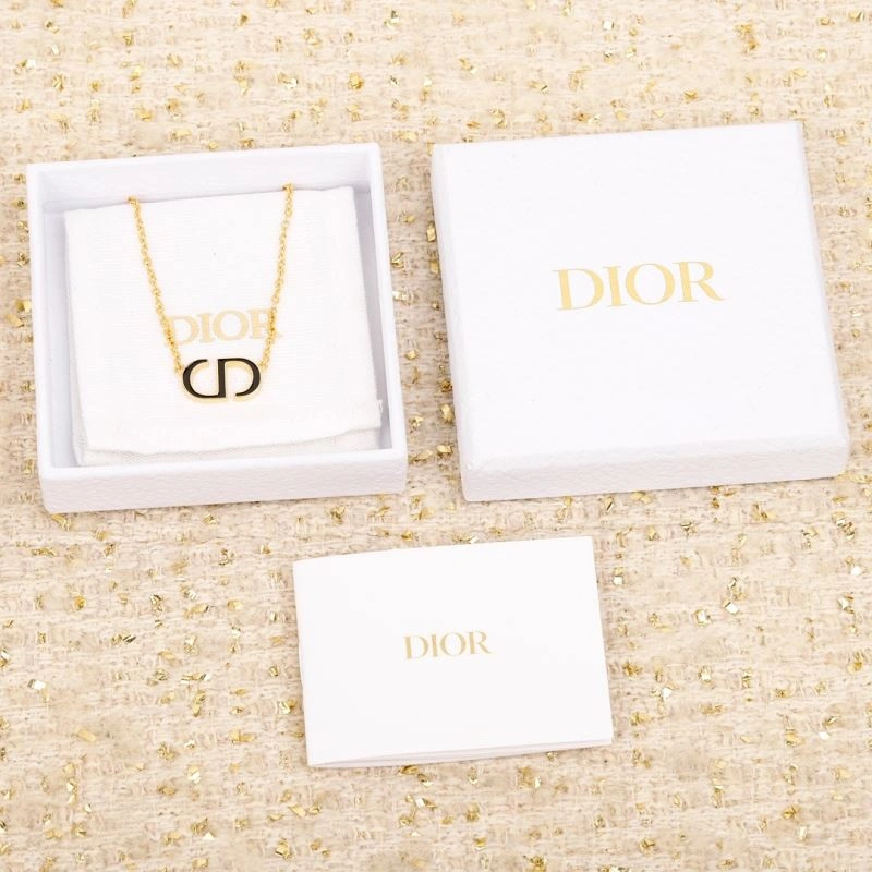 Refined Christian Dxxr Bracelets 295508