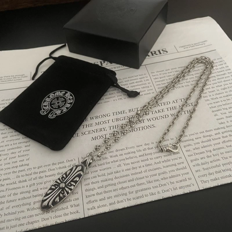 Chrxmx Hxxrts Necklaces Refined 300708