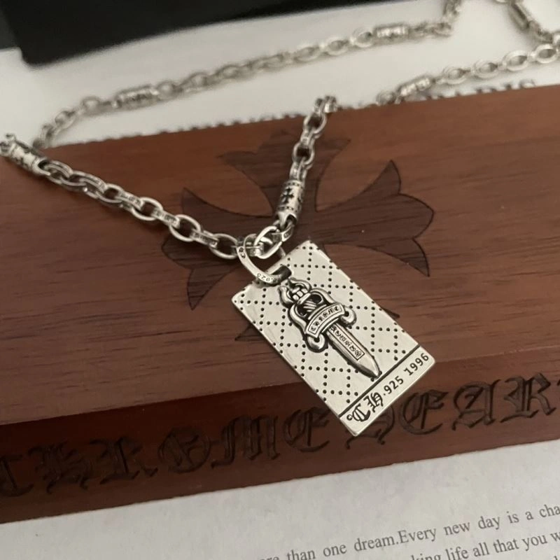 Classic Chrxmx Hxxrts Necklaces 300716