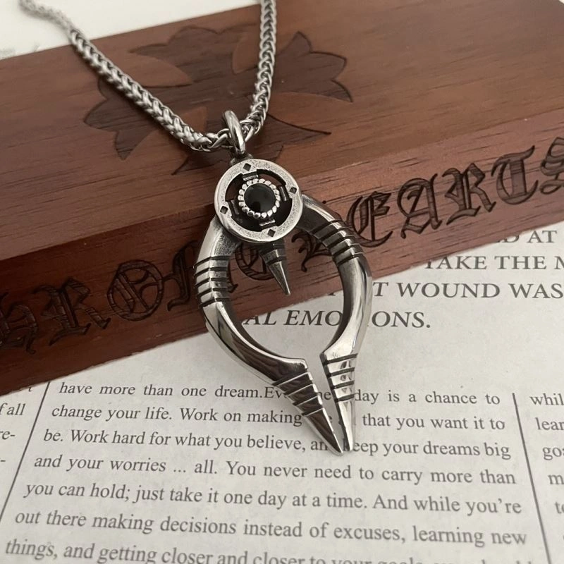 Chrxmx Hxxrts Necklaces EasyMatch 300717