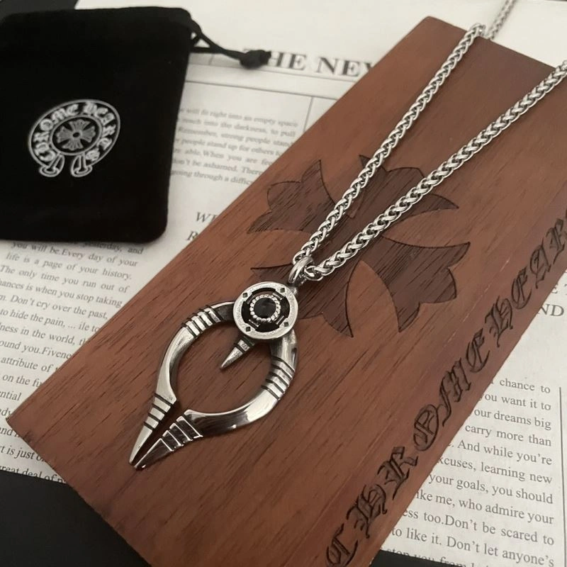 Chrxmx Hxxrts Necklaces EasyMatch 300717